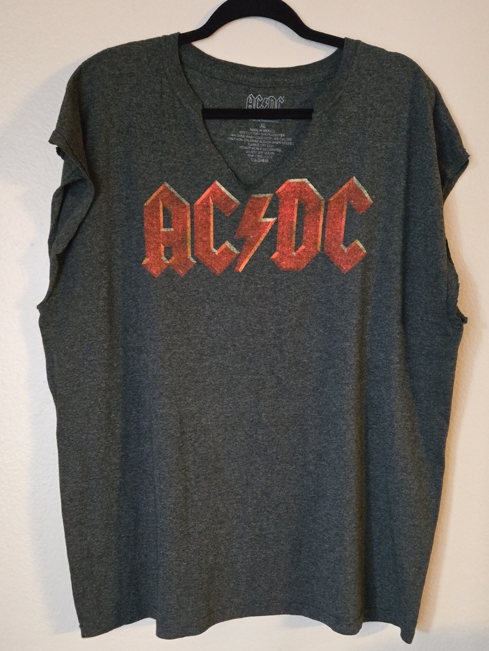 AC/DC Band Tee XL Gray Sleeveless Cutoff Distressed Rock Graphic Shirt